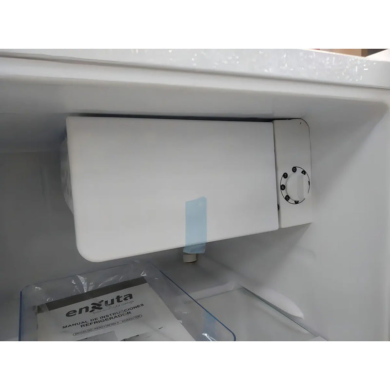 Frigobar Enxuta 48l Blanco Renx55fhw Con Congelador Bajo Consumo